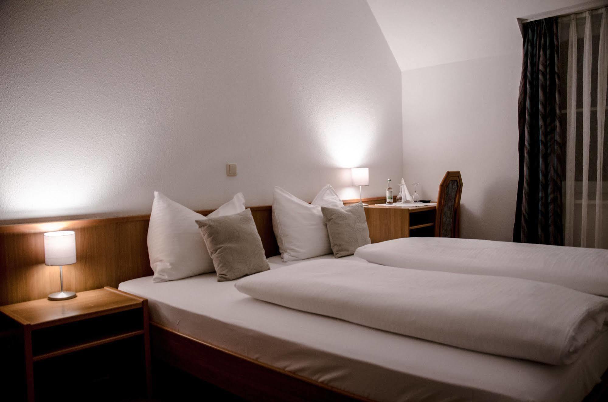 Hotel Blaue Traube سشونغاو المظهر الخارجي الصورة